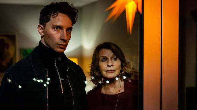 Bild: NDR/Andrea Hansen/Jan Raiber Tommy (Jonathan Berlin) und Martha (Senta Berger)