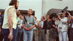 Entführer Hans-Jürgen Rösner gibt am 17.08.1988 bei Bremen ein Interview. 
