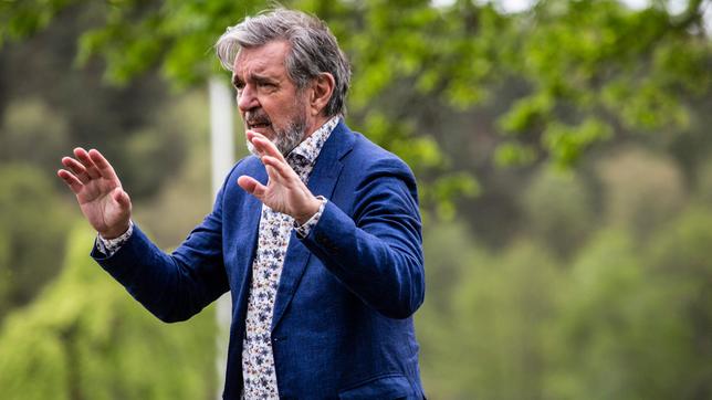 Vom Jäger zum Gejagten: Kommissar Bäckström (Kjell Bergqvist)