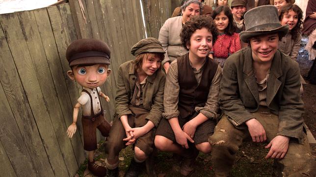 Bild: WDR/B-Walter Studios/LAVAlabs Pinocchio und andere Kinder