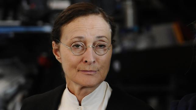 Bild: dpa Eleonore Weisgerber als Helene Wessel