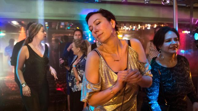 Bild: NDR/Sandra Hoever Fühlt sich befreit: Judith (Ursula Strauss).