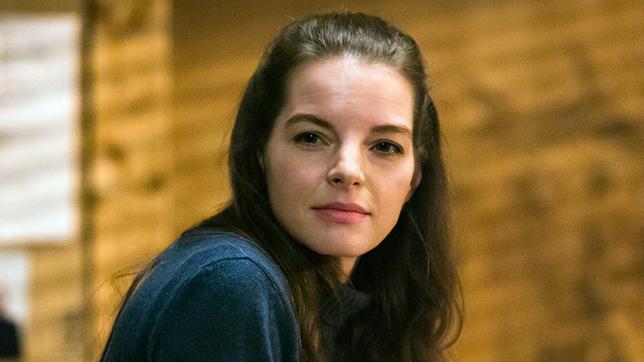 Bild: MDR/MOLINA FILM/Steffen Junghans Yvonne Catterfeld als Viola Delbrück