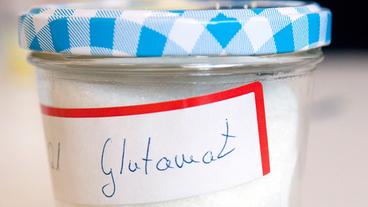 Ein Glas mit Glutamat