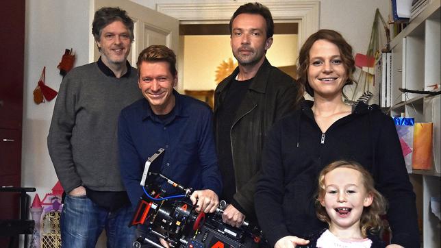 Bild: rbb/Oliver Feist Filmteam bei den Dreharbeiten (v.l.n.re.): Regisseur Matthias Glasner, Kameramann Florian Foest, Schauspieler Lucas Gregorowicz, Schauspielerin Maria Simon und Aennie Lade