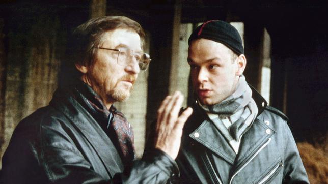 Bild: MDR/TELLUX-FILM Chemiker Müller und Tommy
