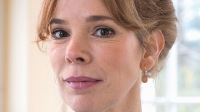 Bild: MDR/Wiedemann&Berg/Anke Neugebauer Milena Dreissig in ihrer Rolle als Roswita Hassenzahl