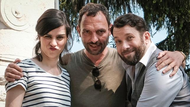 Bild: MDR/Wiedemann & Berg Television/Anke Neugebauer Nora Tschirner, Regisseur Titus Selge und Christian Ulmen (v.l.n.r.)