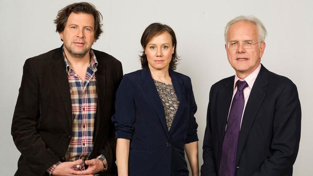 Bild: SWR/Alexander Kluge Hans-Jochen Wagner, Eva Löbau und Harald Schmidt (v.l.)