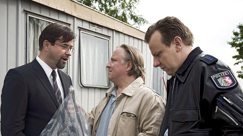 Bilder: Spargelzeit - Tatort - ARD | Das Erste