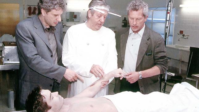 Bild: BR/Ralf Wilschewski 25 Jahre in 25 Bilder: Das "Tatort"-Team mit Gerichtsmediziner Karl Moik.