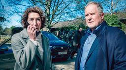 Adele Neuhauser (Bibi Fellner, li.) und Harald Krassnitzer (Moritz Eisner)