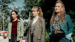 Aussergewöhnlicher Anblick am Tatort: Carol Schuler als Kommissarin Tess Ott, Anna Pieri Zuercher als Kommissarin Isabelle Grandjean und Rachel Braunschweig als Staatsanwältin Anita Wegenast.
