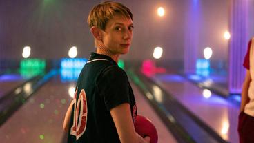 Bild: WDR/Bavaria Fiction GmbH/Thomas Kost Barbara Winter (Katharina Schmalenberg) spielte mit dem Mordopfer Magnus Rasponi im gleichen Bowling-Team.
