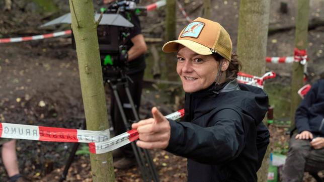 Bild: WDR/Molina Film/Thomas Kost Bei der Arbeit: Regisseurin Francis Meletzky.