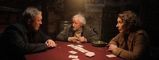 Bibi Fellner (Adele Neuhauser) und Moritz Eisner (Harald Krassnitzer) sprechen mit Micha Schmidt (Klaus Huhle)
