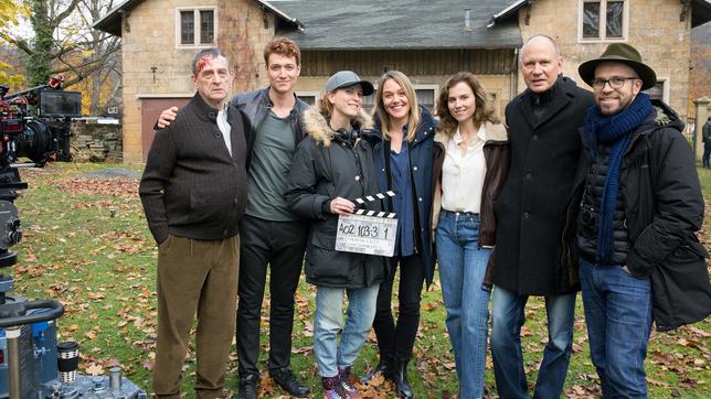 Bild: MDR/Wiedemann & Berg/Daniela Incoronato Im Bild (v.l.): Johannes Kiebranz, Daniel Donskoy, Theresa von Eltz (Regie), Alwara Höfels, Karin Hanczewski, Sven Döbler (Redakteur MDR), Juan Sarmiento (Kamera)