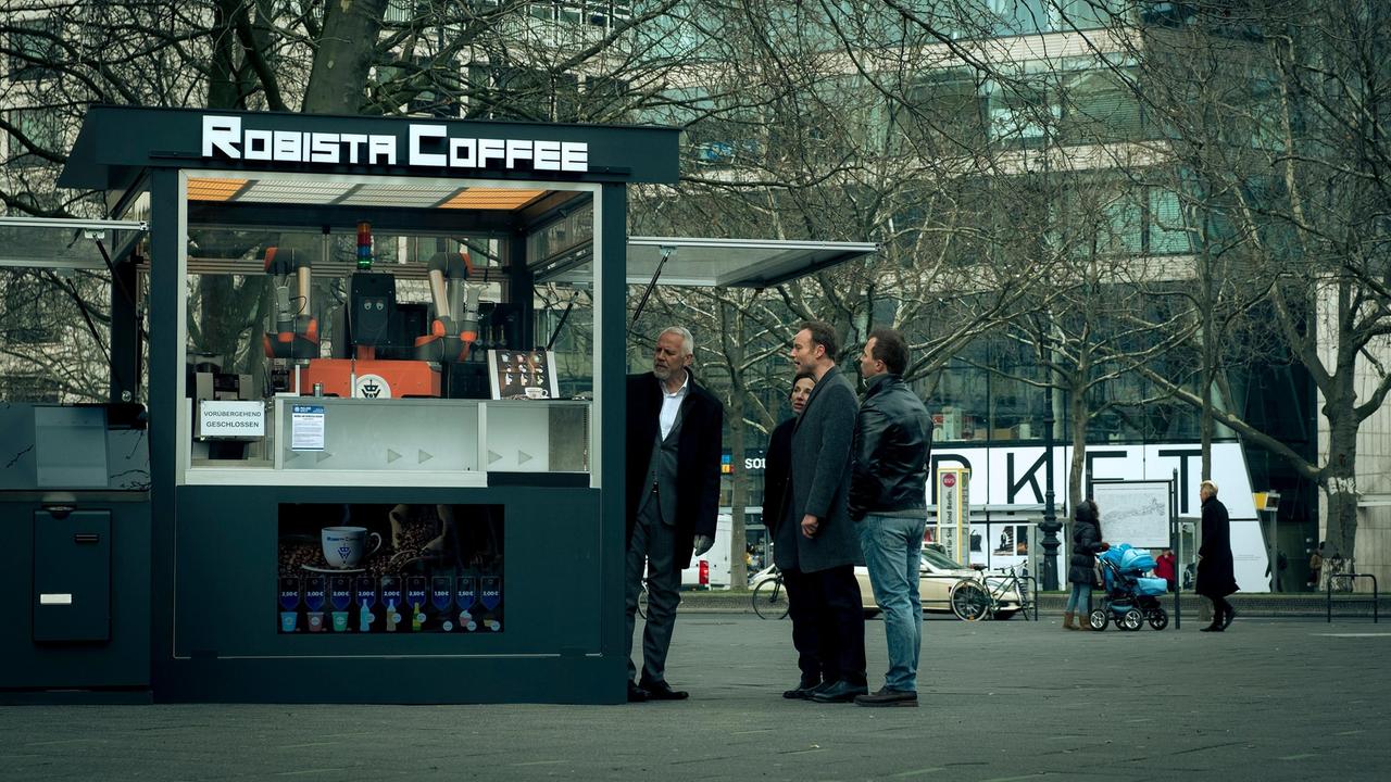 Mitten auf dem Kurfürstendamm steht der ultramoderne „Robista“ Coffeeshop, der gerade zum Tatort wurde.