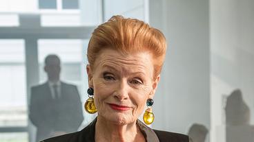 Bild: WDR/Wolfgang Ennenbach Gertie Honeck als Nika Wenger