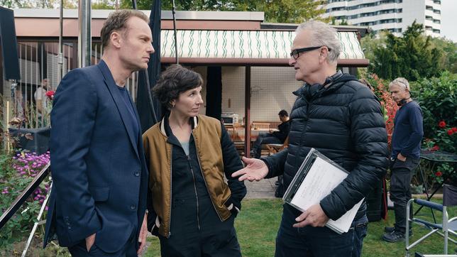 Mark Waschke und Meret Becker mit Regisseur Christian von Castelberg (v.l.n.r.)