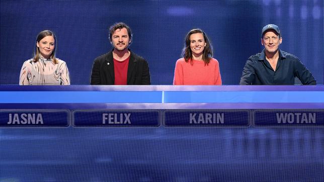 Bild: NDR/Uwe Ernst Die Kandidaten (v. l. n. r.) von Team 1: Jasna Fritzi Bauer, Felix Klare, Karin Hanczewski, Wotan Wilke Möhring.