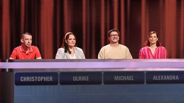 Die Kandidat:innen (v.l.n.r. am Panel): Christopher Scharf, Ulrike Weiskopf, Michael Zeisset und Alexandra Funk.