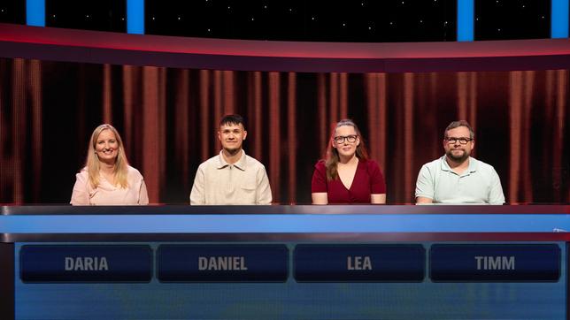 Die Kandidat:innen: Daria McCabe-Wilde, Daniel Trinh, Lea Schoolmann und Timm Schmieder.