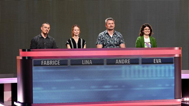 Bild: ARD/Uwe Ernst Die Kandidat:innen der Sendung: Fabrice Böse, Lina Lorber, Andre Herrmann und Eva Priller.