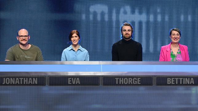 Bild: ARD/Uwe Ernst Die Kandidat:innen der Sendung: Jonathan Jordan, Eva Altmeier, Thorge Backhaus und Bettina Ascheberg.