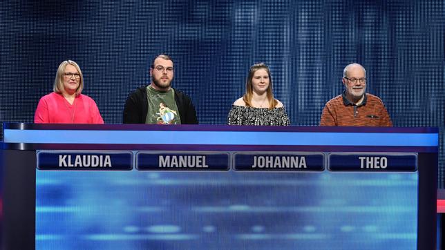 Bild: ARD/Uwe Ernst Die Kandidat:innen (v.l.n.r. ): Klaudia Güthues, Manuel Rosada, Johanna Kolodziej und Theo Franken.