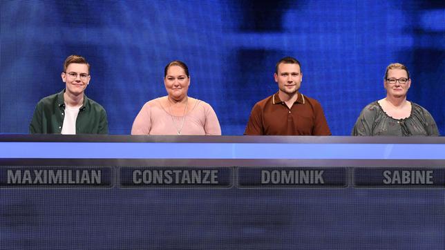Die Kandidat:innen: Maximilian Hinrichs-Schulte, Constanze Herz, Dominik Saake und Sabine Ortmann.