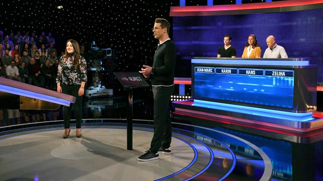 Bild: ARD/Uwe Ernst Moderator Alexander Bommes mit den Kandidaten Zeliha Michailov, Jean-Marc Burmester, Karin Fieguth und Hans Jörg Richter.