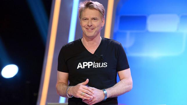Bild: ARD/Uwe Ernst Jörg Pilawa beim "Quizduell"