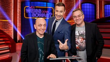 Bild: NDR/Morris Mac Matzen Bernhard Hoecker, Kai Pflaume und Elton (v.l.n.r.)