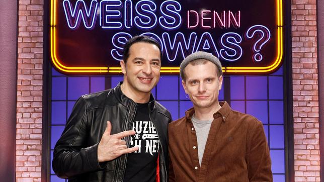 Bild: ARD/Morris Mac Matzen Die Kandidaten dieser Sendung: Komiker und Musiker Bülent Ceylan und der Stand-up-Comedian Moritz Neumeier.