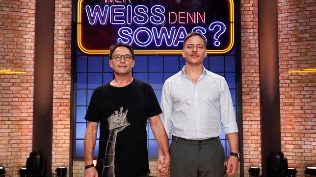 Kandidaten in dieser Sendung: Der Schauspieler Thomas Kretschmann und der Schauspieler Tom Wlaschiha (r).