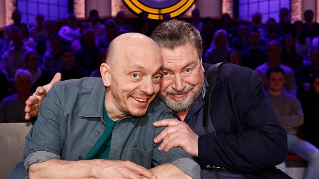 Rateteam-Kapitän Bernhard Hoëcker und der Schauspieler Armin Rohde bilden ein Rateteam.