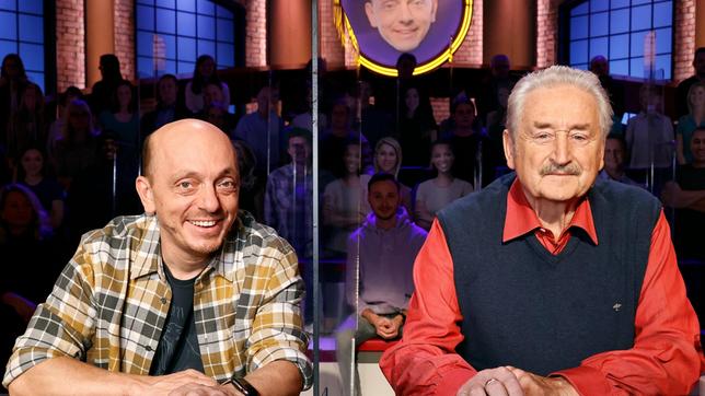Bild: ARD/Morris Mac Matzen Rateteam-Kapitän Bernhard Hoëcker und der Trompeter Ludwig Güttler bilden ein Rateteam.