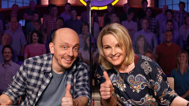 Bild: ARD/Morris Mac Matzen Rateteam-Kapitän Bernhard Hoëcker und die ehemalige Skirennläuferin Hilde Gerg bilden ein Rateteam.