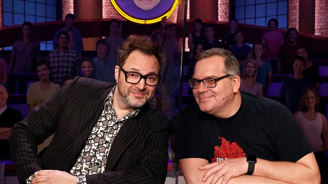 Bild: ARD/Morris Mac Matzen Rateteam-Kapitän Elton und der Comedian Paul Panzer bilden ein Rateteam.