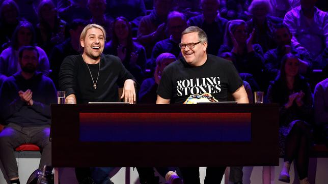 Bild: ARD/Morris Mac Matzen Rateteam-Kapitän Elton und der Geiger David Garrett bilden ein Rateteam.