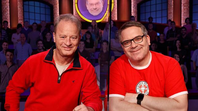 Bild: ARD/Morris Mac Matzen Rateteam-Kapitän Elton und der Komiker Tom Gerhardt bilden ein Rateteam.