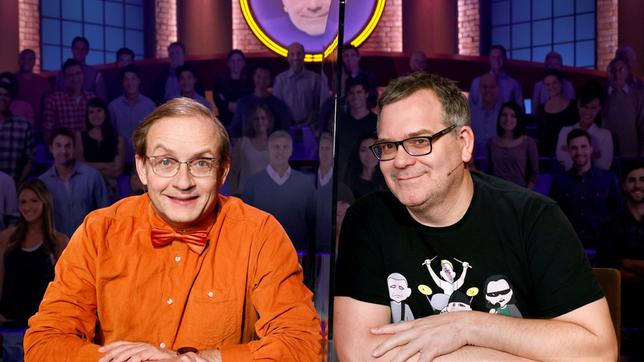 Bild: ARD/Morris Mac Matzen Rateteam-Kapitän Elton und der Komiker Wigald Boning bilden ein Rateteam.