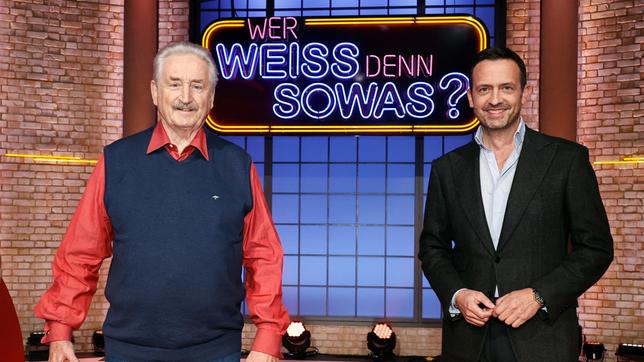 Bild: ARD/Morris Mac Matzen Sind als Kandidaten zu Gast bei "Wer weiß denn sowas?": Die Trompeter Ludwig Güttler und Till Brönner.