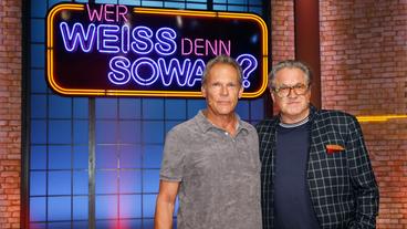 Bild: ARD/Morris Mac Matzen Treten bei "Wer weiß denn sowas?" gegeneinander an: Die beiden Schauspieler Christian Tramitz und Michael Brandner.