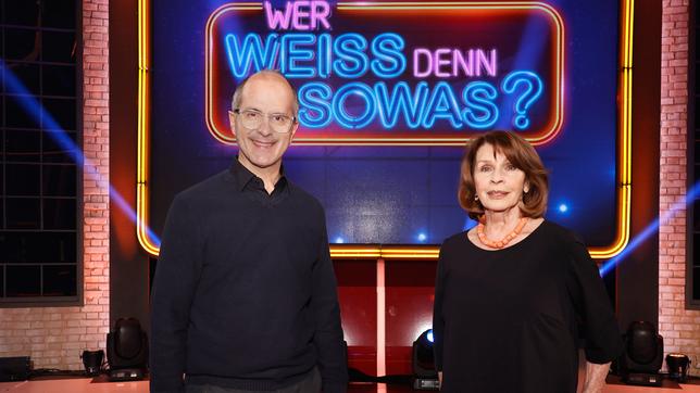 Moderator Kai Pflaume und seine Rateteam-Kapitäne Bernhard Hoëcker und Elton begrüßen in dieser Sendung als prominente Gäste in der ersten Runde den Fernsehmoderator Alexander Bommes und die Fernsehmoderatorin Laura Wontorra. In der zweiten Runde die Schauspielerin Senta Berger und den Schauspieler Christoph Maria Herbst sowie in der dritten Runde den Musiker Peter Maffay und den Musiker Hartmut Engler.