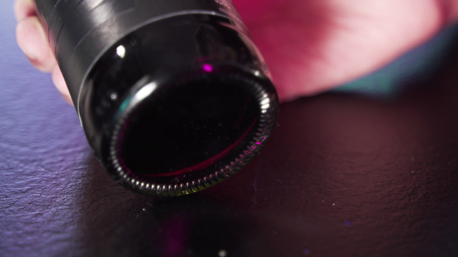 Rillen an Glasflasche