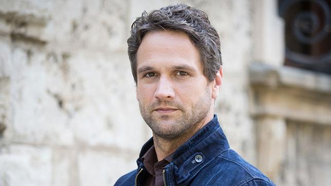 Bild: ARD/Andreas Wünschirs Oliver Franck ist Lukas Hundt