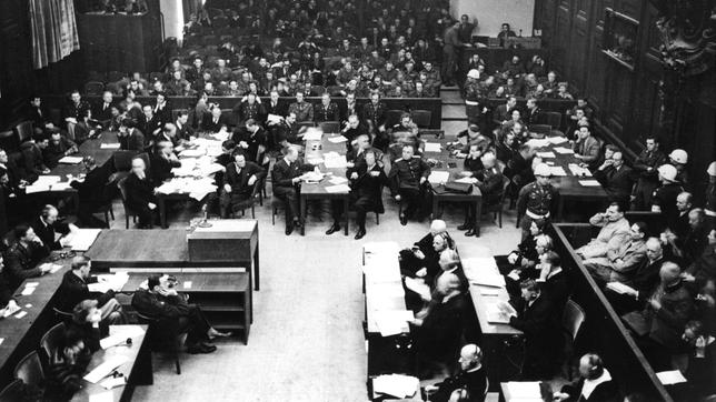 Blick in den Nürnberger Justizpalast während der Eröffnung des Hauptkriegsverbrecherprozesses am 20. November 1945 vor dem Internationalen Militärgerichtshof.