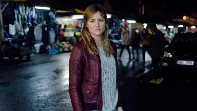Bild: ARD Degeto/BR/WDR/NDR/23/5 Filmproduktion/Gerald von Foris Michelle Grabowski (Julia Jentsch) macht sich auf die Suche nach ihrer Tochter, die unter mysteriösen Umständen